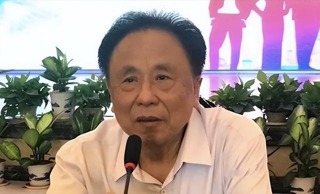招聘10个“女秘书”生11个孩子，75岁还在拼命生娃的他，结局如何