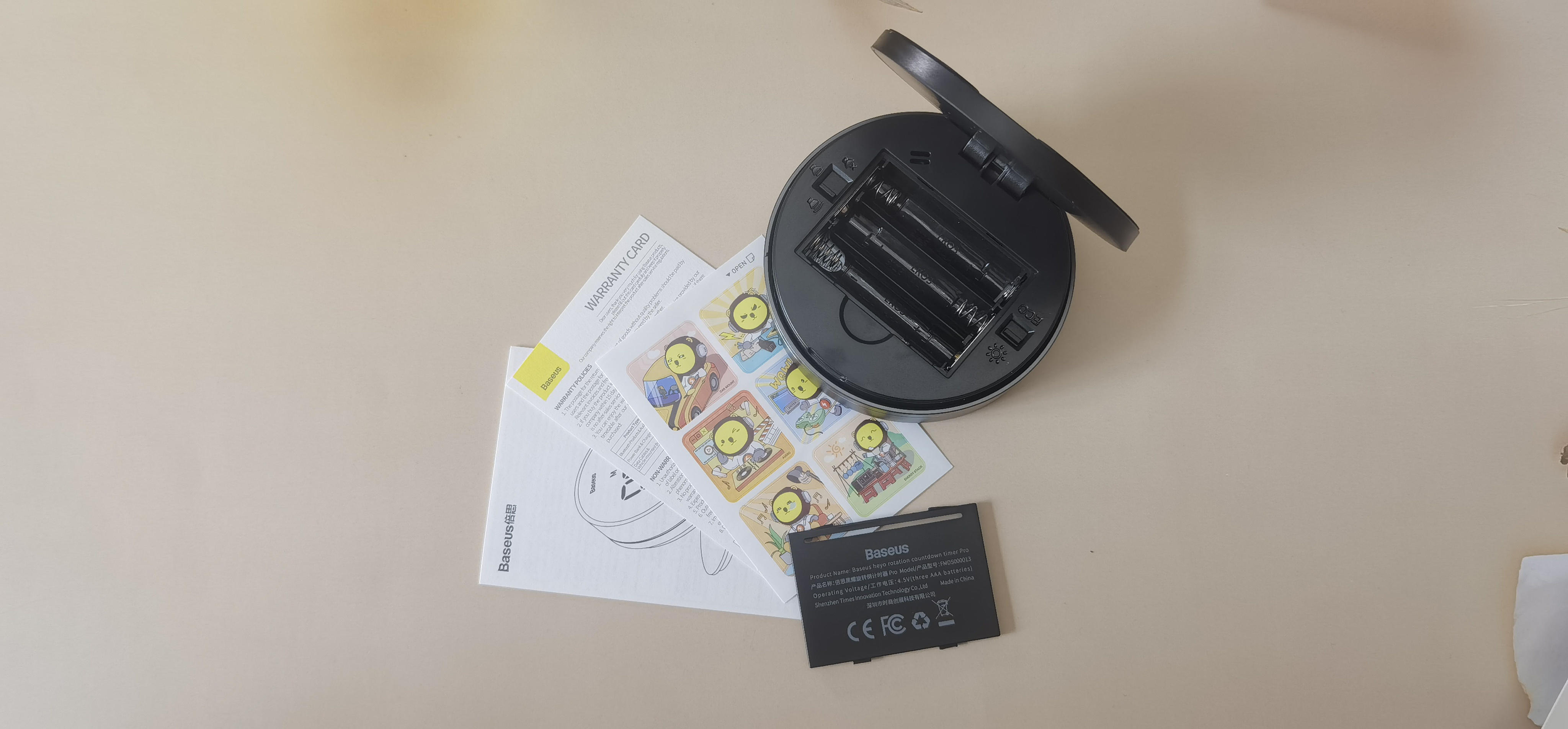 倍思100W大功率智能数显快充插座、定时器,生活计划用电好搭子