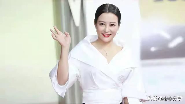 中国最丰满的6位女星，美的各有千秋，她们的身材也太犯规了