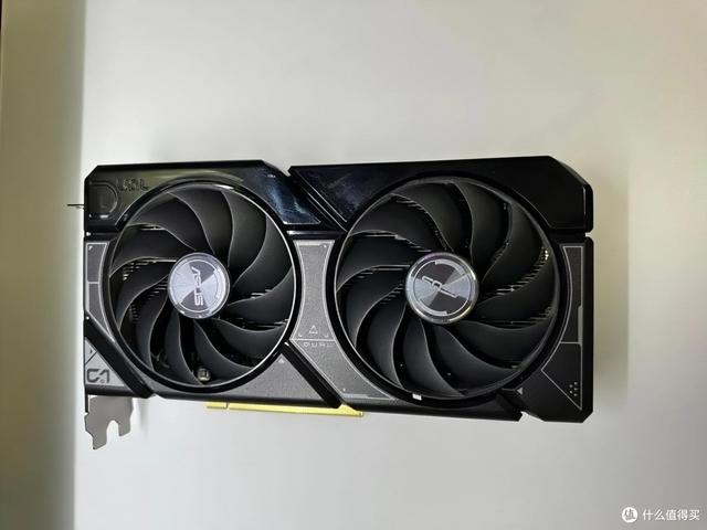 显卡选购避坑指南：各品牌旗舰、丐版、中端一文看懂究竟如何选
