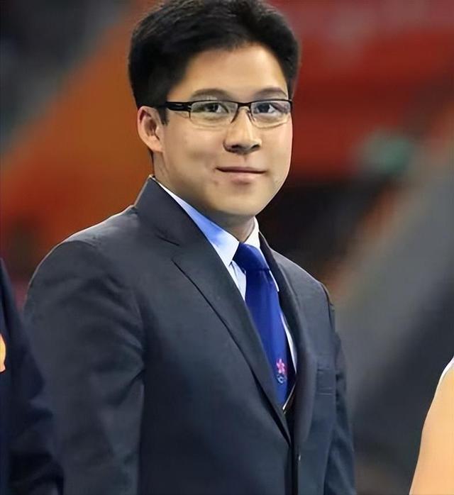 郭晶晶也没想到，霍启刚会因香港火灾后的这一举动，实现口碑暴增