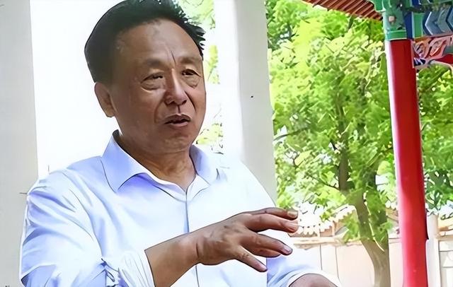 包养10位情妇，睡觉翻牌生下11个私生子，75岁还在拼命生娃！