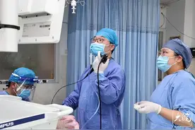 高发期已至！一天67例“洗肺”！有7岁男童气管被堵住…图片