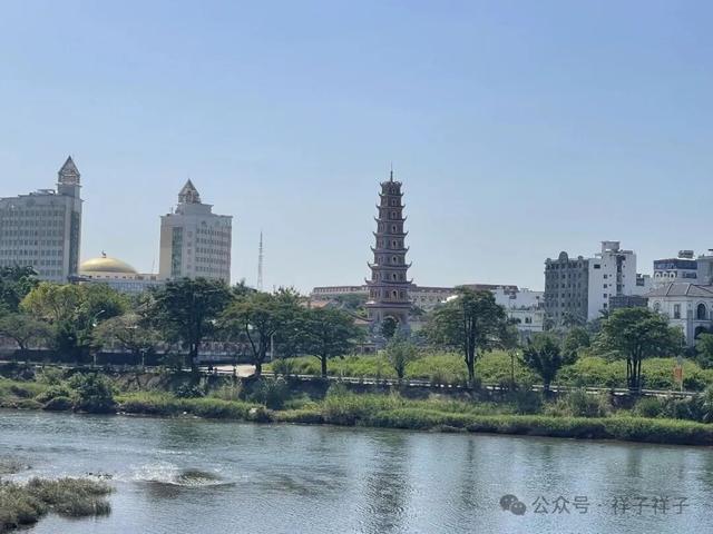 广西游记（4）：中越风情东兴国门景区