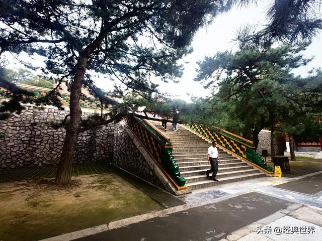 颐和园建筑之汉藏混合式佛寺建筑群——“四大部洲”