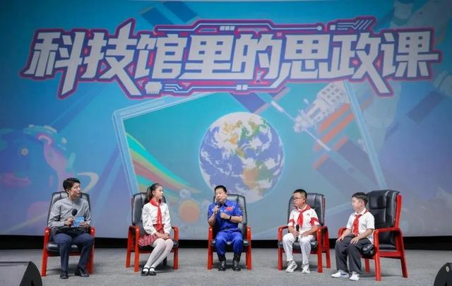 神舟二十一号已待命！杨利伟、王亚平亮相：会参与本次飞行任务吗