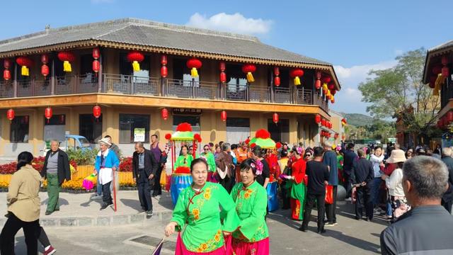 聚焦“乡约离石·美好同行”主播采风行！五大乡村，N种体验！