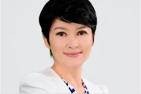 台湾中天主持人卢秀芳：我的父亲是志愿军，参加过抗美援朝图片
