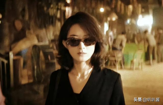 和赵德胤恋情真相大白半年，央视3天2次点名赵丽颖，冯绍峰没说错