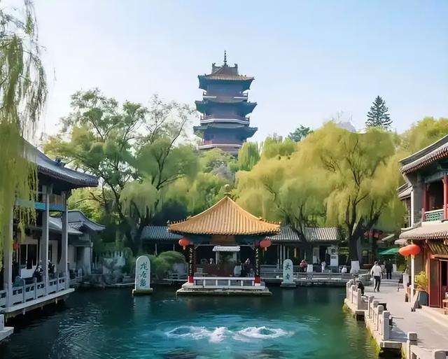 徐州武汉惠州文宣化用济南"一城山色半城湖"风情迥异谈 | 徐景洲