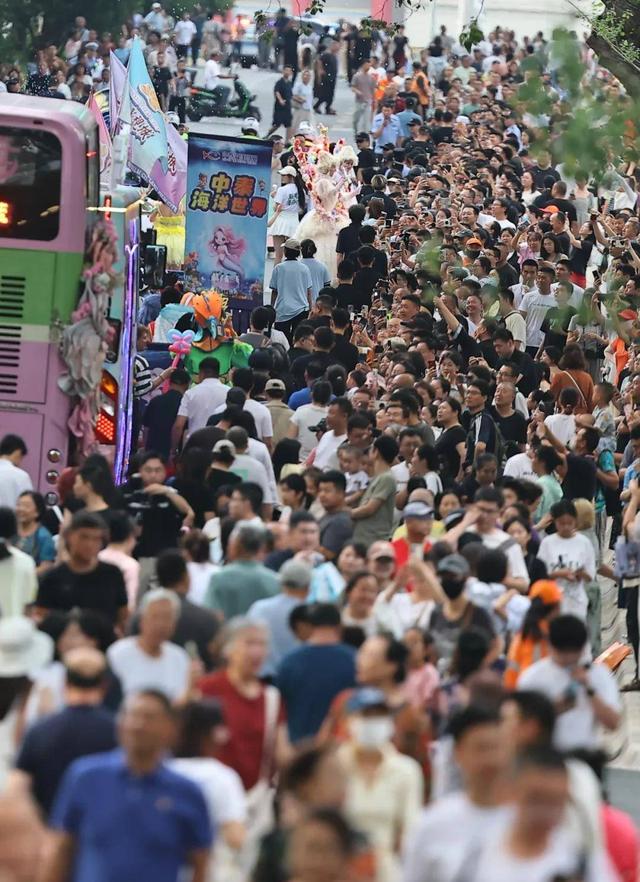 热闹非凡！火爆依旧！就在长春新民大街