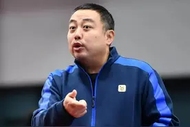 媒体人再次发文：刘国梁五枚金牌是在吃老本，为王曼昱喊冤图片