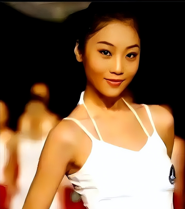 “买英国精子生3娃	”的山东女人	，8年后现状曝光！如今她后悔不？