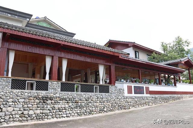 “以改抵费”助力民宿换新颜 让“歇脚处”升级为“心归处”