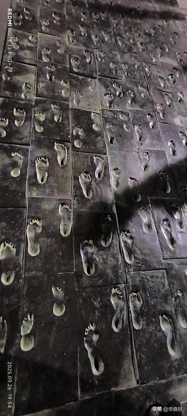 城雕还在，他却不在了——寻北之旅（三十七）