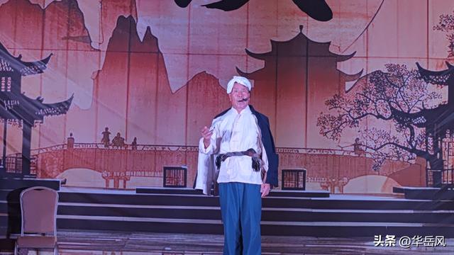 华阴市迷胡快乐苑参加2025潼关古城暑期纳凉晚会专场演出（组图）