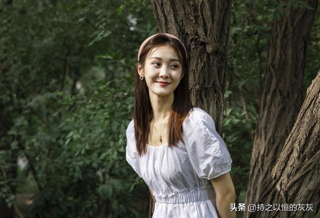 不要再喊女人为美女，小姐了，已经过时了，现在流行这三种称呼