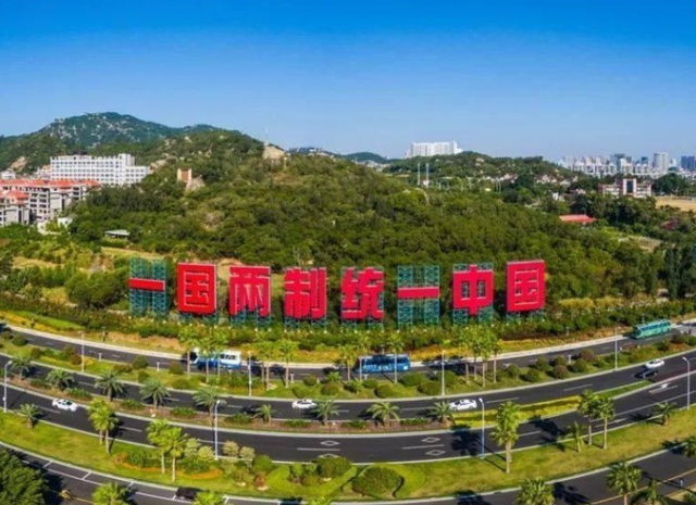 国民党主席选举杀出一匹“黑马”，张亚中提议，与大陆签和平协议