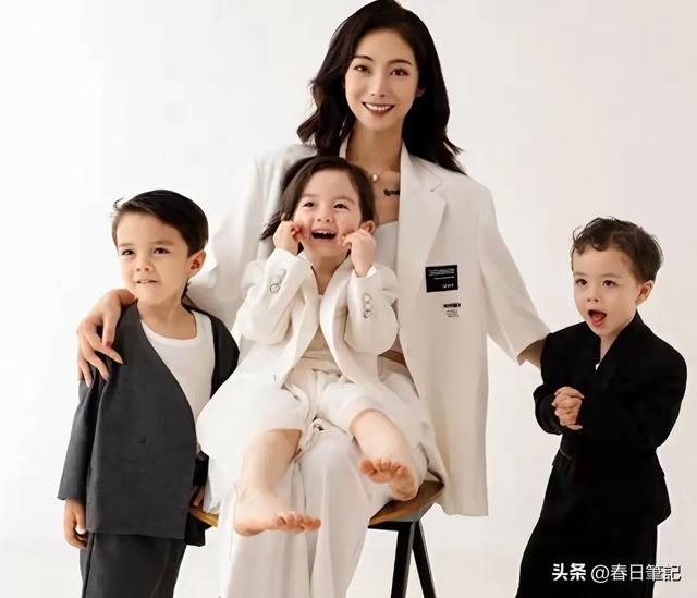 单亲妈妈带三娃，另类幸福引人思。