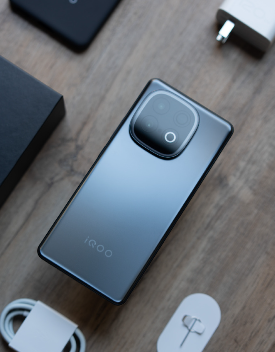 iQOO 10 系列还值得入手吗？深度剖析助你做决定