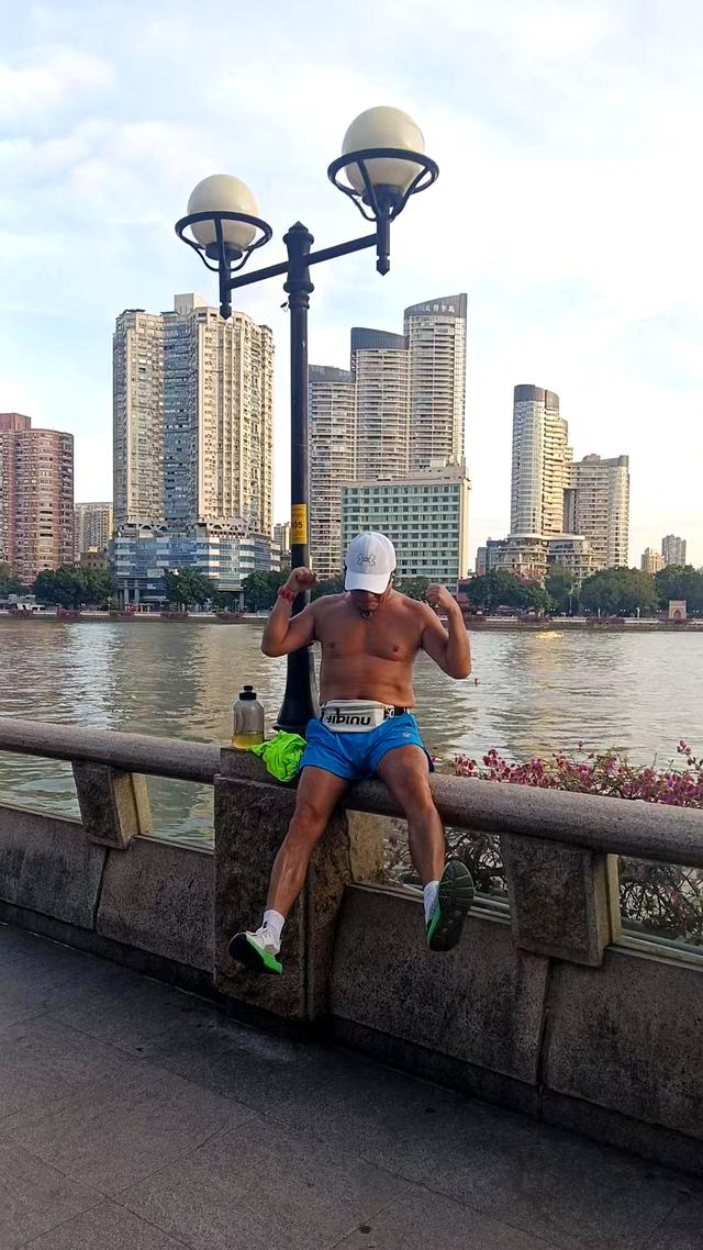 经常跑步能让体态更轻