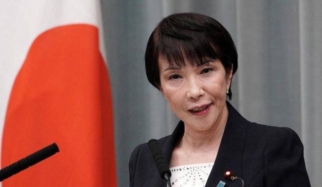 高市慌了？解放军对日改口，中方7字定性高市，日本搬出皇后求和