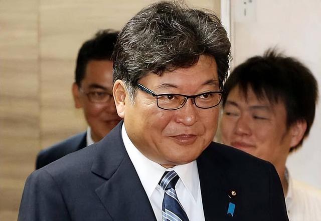 日本政坛巨震！166票封喉，公明党倒戈，高市时代终结	，中方回应