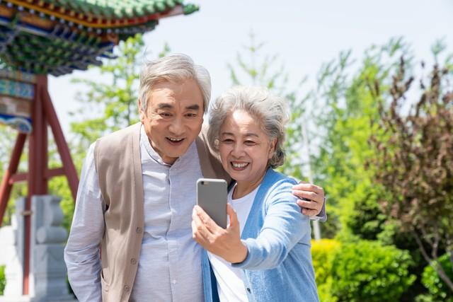 中国式父母的辛苦，都藏在那句“没事”的谎言里