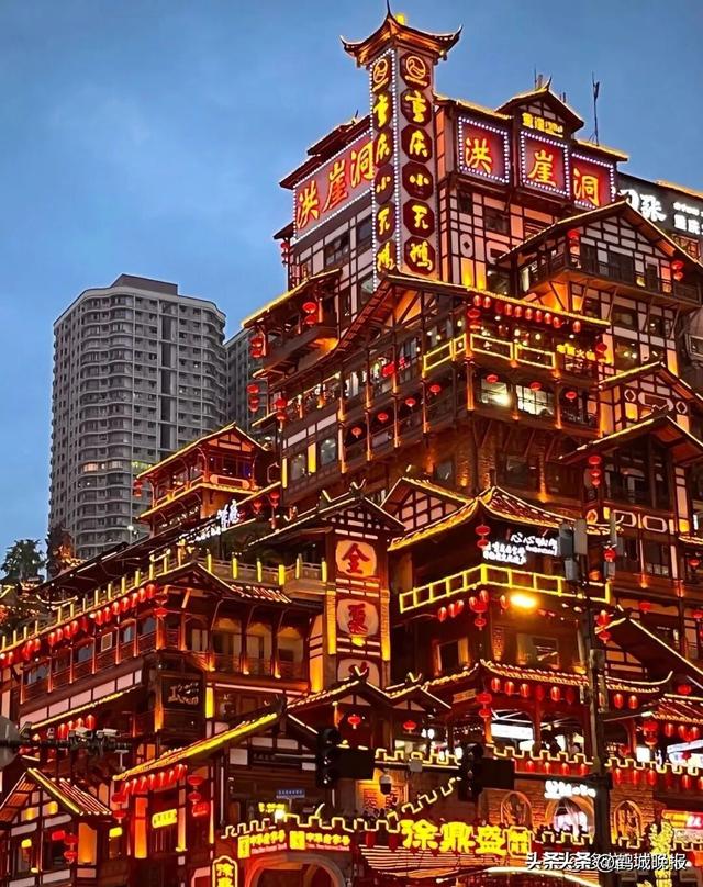 世界最大城市竟在中国！人口多到被误认成省，8D 魔幻让人流连