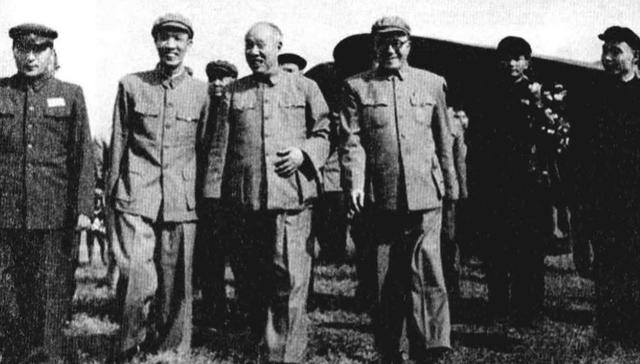 75年，毛主席得知一中将在芜湖当地委副书记，怒言：必须重新分配