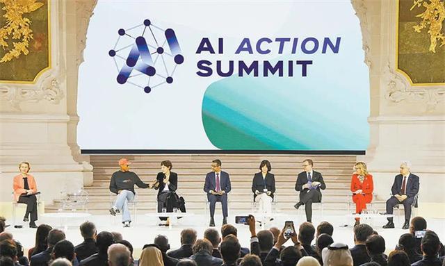 谁在吃AI蛋糕？科技巨头控AI，好处风险两头堵，各国监管急刹车