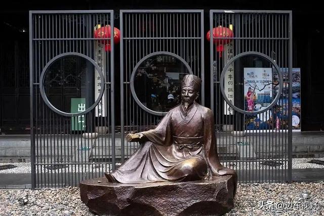 游历“姑苏第一名街”苏州山塘街