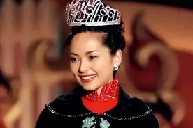 “最美港姐”郭羡妮 ，拒绝豪门下嫁河南农村后，网友：认不出来了图片