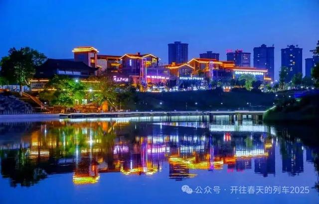 安居区：构建“以IP 带活景区 带动消费 以消费反哺乡村”的文旅生态