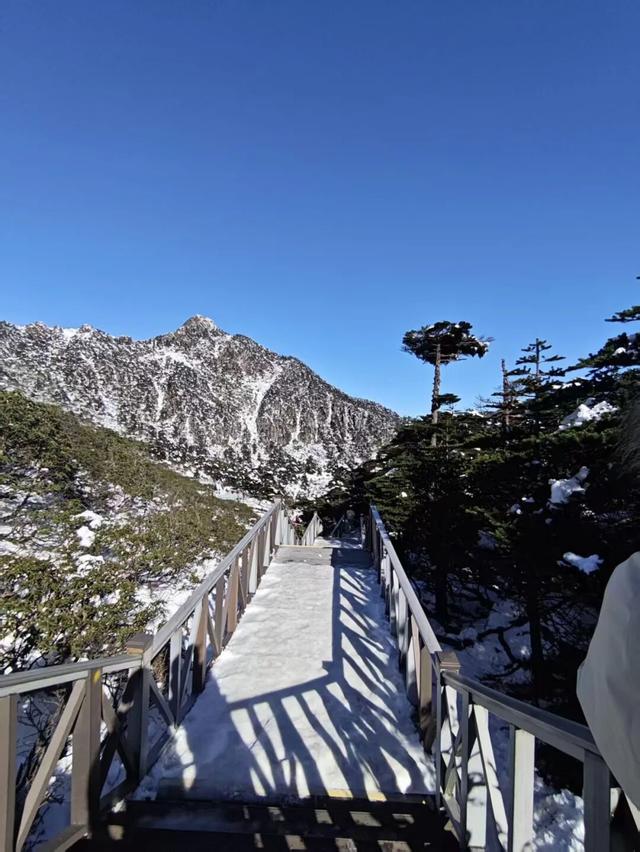 大理 ⇌太原 当凉鸡米线遇见打卤面