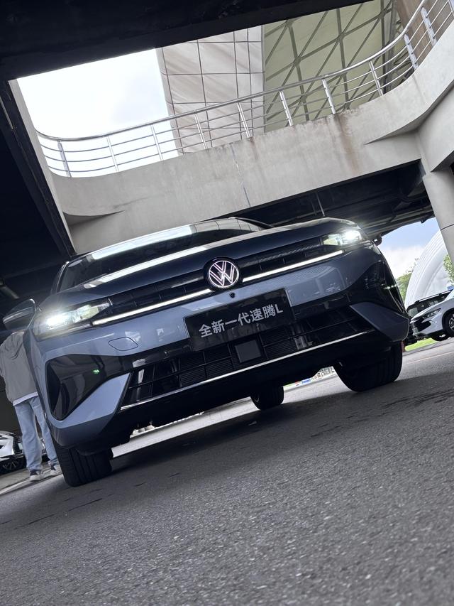 科技数码控：被速腾L的智慧座舱圈粉了