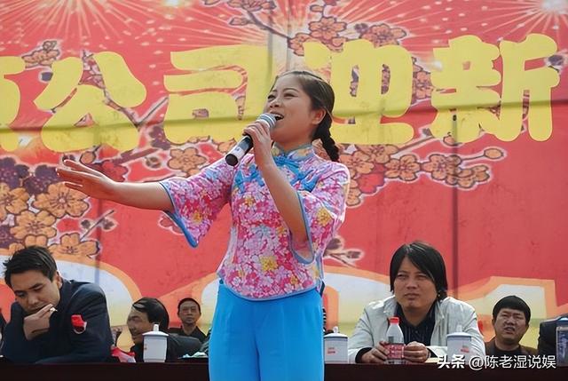 倾家荡产120万上星光大道，惨被淘汰后，负债40万的她如今怎样了