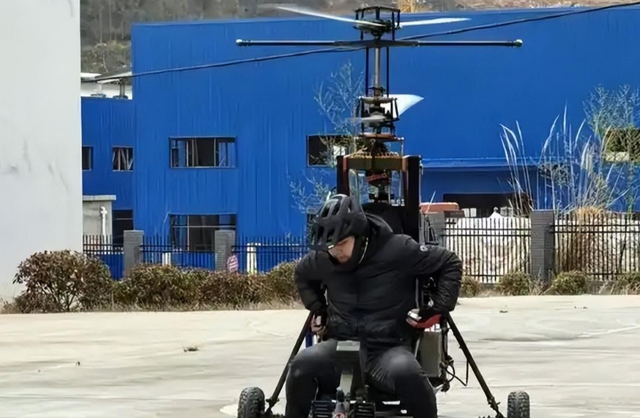 为“红”不要命！网红自驾飞机坠亡，只剩腿，专家：会飞的铁棺材