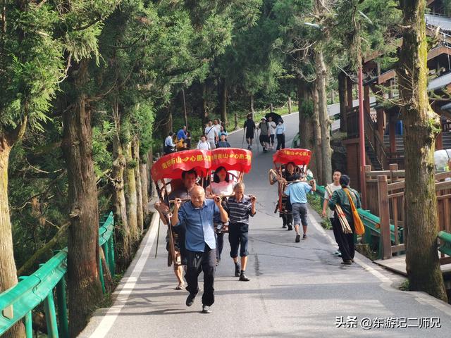 南岳衡山抬山夫，你知道一个月到底能挣多少钱吗？