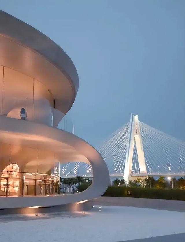 去了一趟海口和三亚，实话实说：海口和三亚的差异确实挺大的！