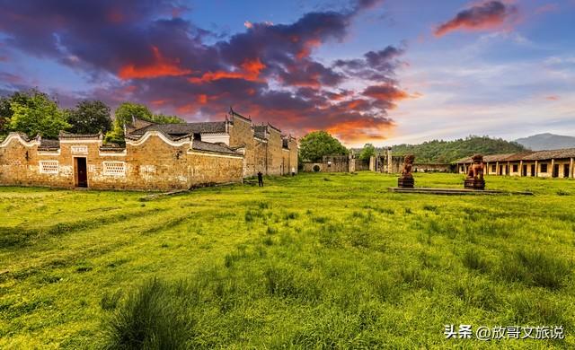 别只盯着庐山了！江西这3个冷门小城，才是真正的仙境天花板！