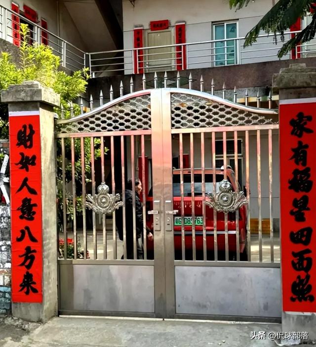 全红婵第二套房设计图曝光，院子划开大伯家界限，内幕引人猜测