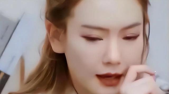 陪睡只是冰山一角，明星曝出圈中内幕 荒唐到无法想象