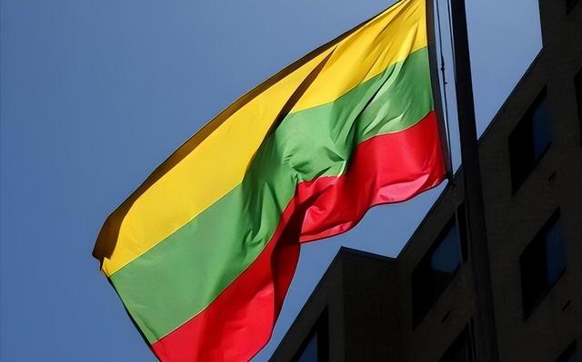 禁止所有中国外交官入境，不让两岸统一，这个国家比美国还要嚣张