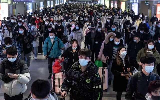 中国将迎人口死亡高峰！22年1041万，23年1100万，去年死亡多少？