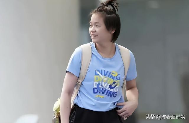 人民日报锐评全红婵捐赠直播收入，释放3大信号，郭晶晶说对了