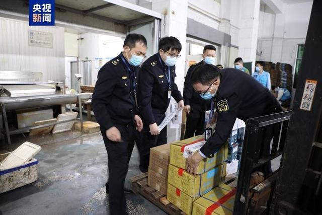 央视曝光！真别再吃了！头皮发麻！市监局通报40批食品抽检不合格