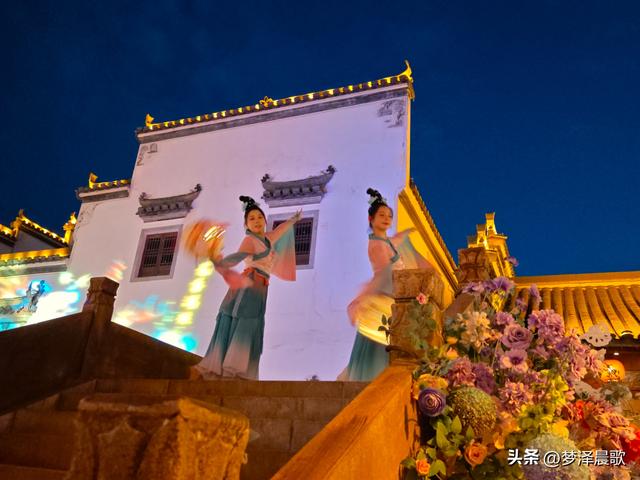 千灯摇橹处 夜宴三千年 ——央视直播里的祥云湾时空折叠夜