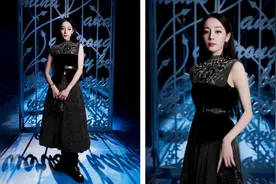 迪丽热巴、周也、邓为出席迪奥大秀图片