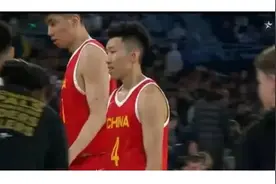 中国男篮58-91不敌澳大利亚，廖三宁15分，杨瀚森7+9+4帽图片
